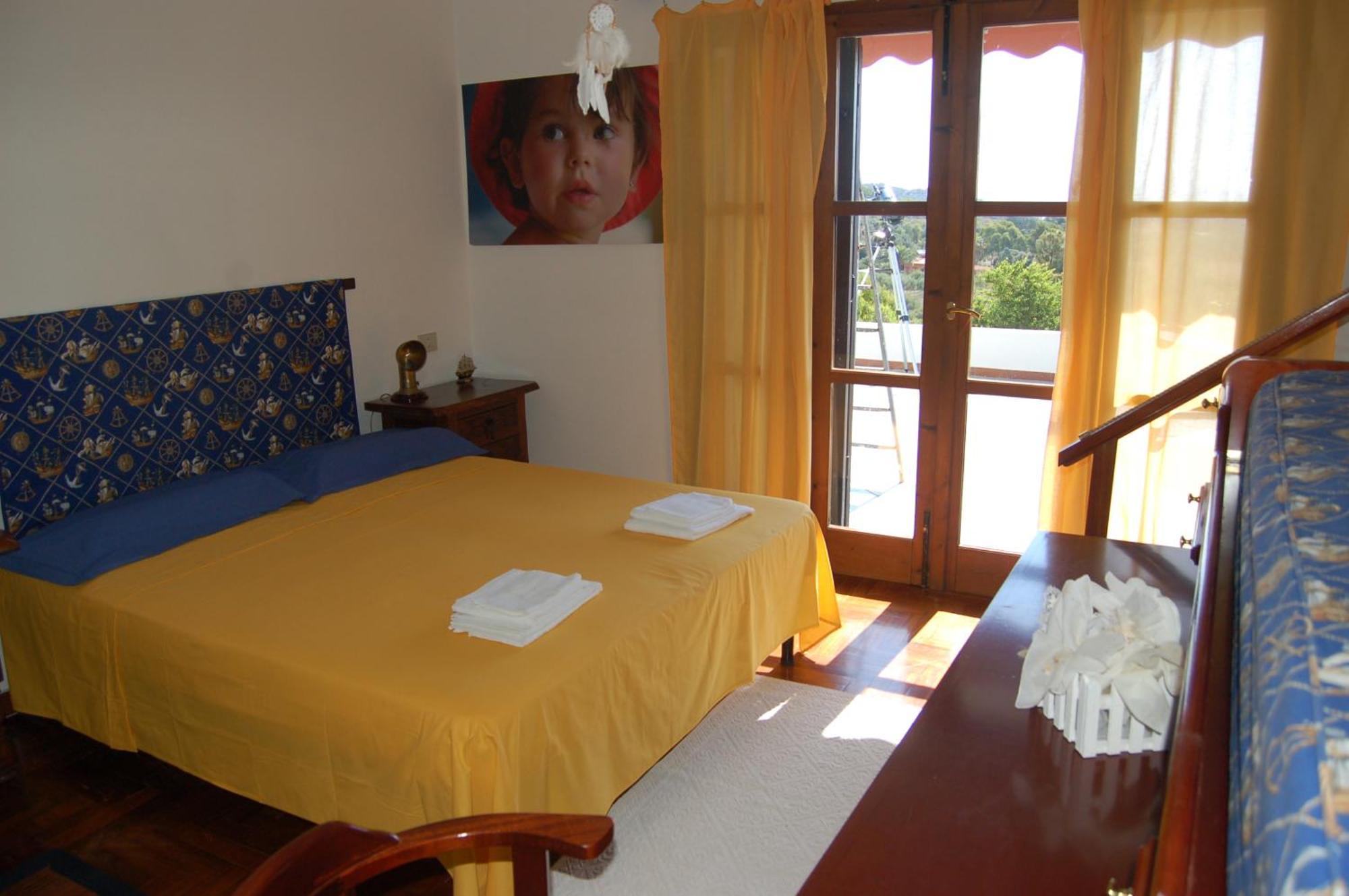 Bed & Breakfast Delle Torri Pula